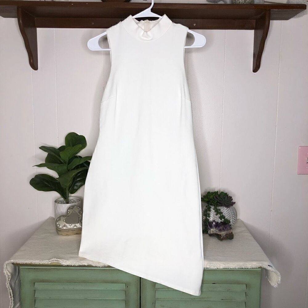 (NWOT) Blue Blush Women's Solid Asymmetrical Sleeveless Dress Cream Size Medium